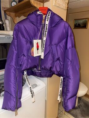 REVOLVE Khrisjoy Purple Hooded Cropped Puffer Jacket NWT